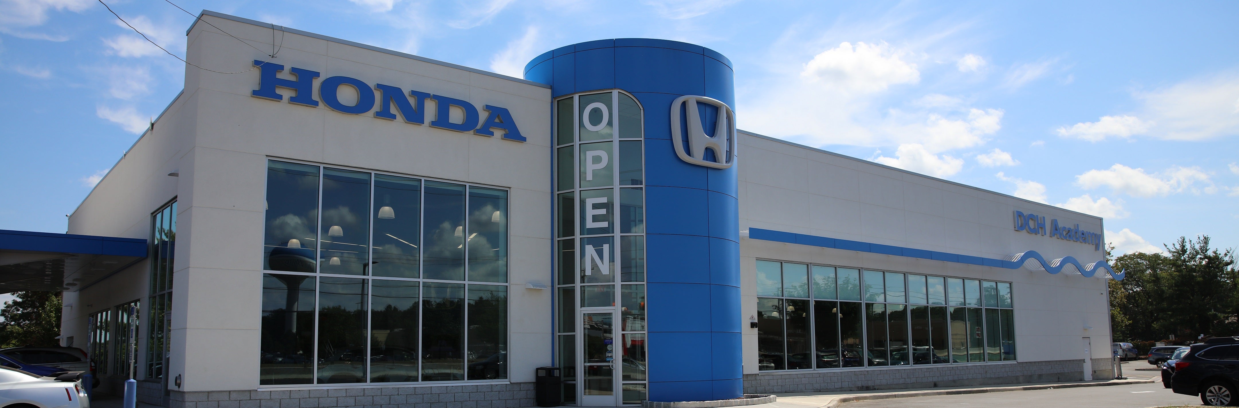 The front of the DCH Academy Honda dealership